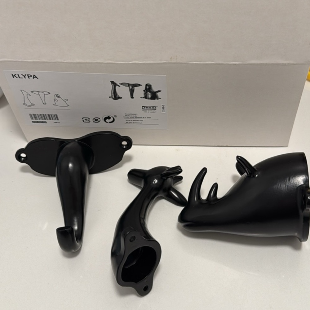 IKEA Black KLĆPPA animal Wall Hooks Set. Animal shapes. Great for kids room